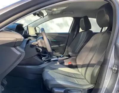 Sell Peugeot 208 2023 - 14900 EUR, 13501 km - AUTO.MOTO.pt