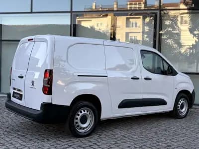 Sell Peugeot Partner 2020 - 12500 EUR, 156592 km - AUTO.MOTO.pt