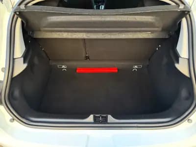 Vendo Renault Clio 2018 - 12500 EUR, 138000 km - AUTO.MOTO.pt