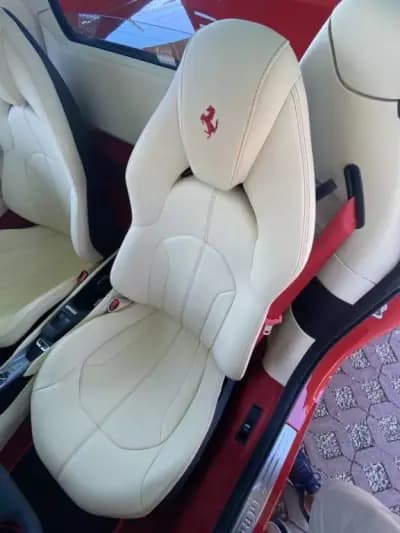 Sell Ferrari F8 Tributo 2022 - 425600 EUR, 4336 km - AUTO.MOTO.pt