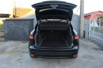 Vendo Jaguar F-Pace 2016 - 25900 EUR, 176000 km - AUTO.MOTO.pt