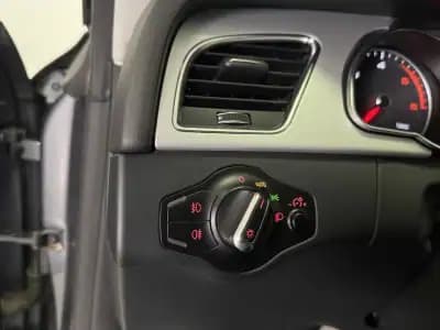 Vendo Audi A5 2015 - 21990 EUR, 59192 km - AUTO.MOTO.pt