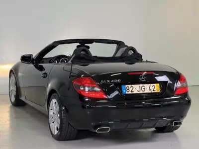 Vendo Mercedes-Benz SLK 200 2010 - 17950 EUR, 112597 km - AUTO.MOTO.pt