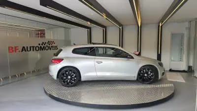 Vendo Volkswagen Scirocco 2010 - 10900 EUR, 289436 km - AUTO.MOTO.pt
