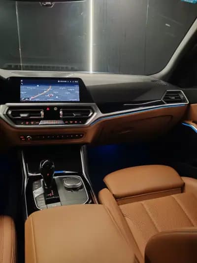 Vendo BMW 320 2021 - 28750 EUR, 112168 km - AUTO.MOTO.pt