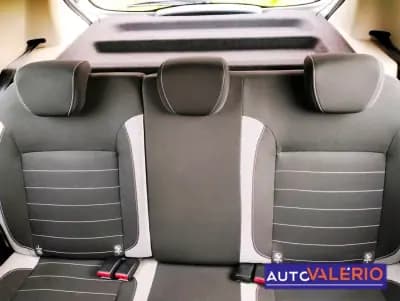 Vendo Dacia Sandero 2019 - 11950 EUR, 52000 km - AUTO.MOTO.pt