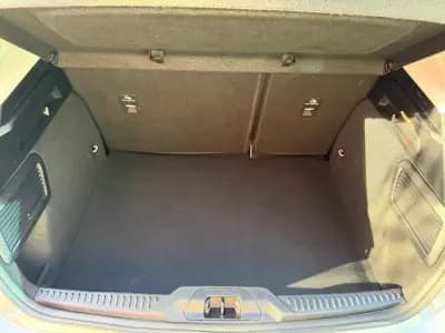 Vendo Ford Focus 2020 - 17300 EUR, 103000 km - AUTO.MOTO.pt