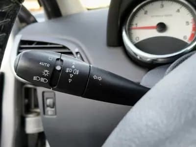 Sell Peugeot 207 2008 - 4990 EUR, 207000 km - AUTO.MOTO.pt