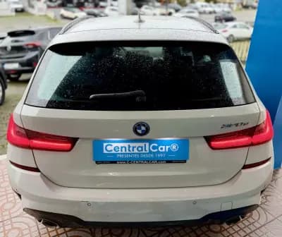 Vendo BMW 320 2022 - 31950 EUR, 89000 km - AUTO.MOTO.pt