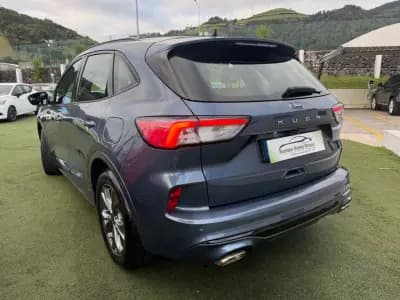 Vendo Ford Kuga 2022 - 24990 EUR, 67592 km - AUTO.MOTO.pt