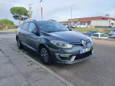 Vendo Renault Mégane Sport Tourer 2014 - 8500 EUR, 211200 km - AUTO.MOTO.pt
