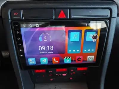 Vendo Audi A4 Avant 2006 - 7350 EUR, 292800 km - AUTO.MOTO.pt