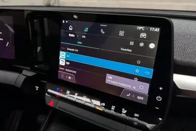 Vendo Renault Mégane E-Tech 2023 - 20950 EUR, 72823 km - AUTO.MOTO.pt