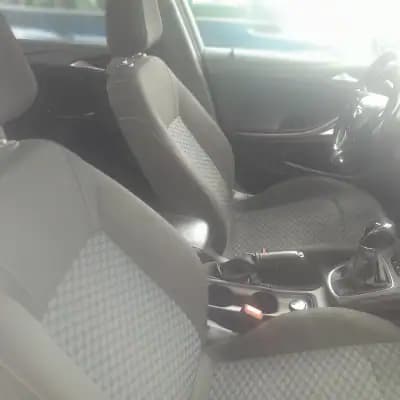 Sell Opel Astra Sports Tourer 2019 - 7990 EUR, 260000 km - AUTO.MOTO.pt