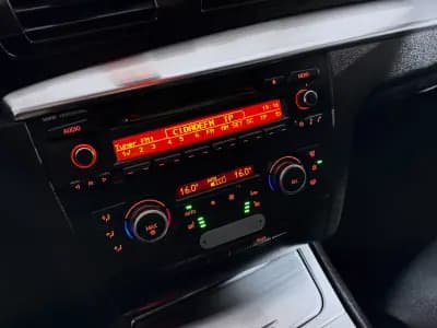 Vendo BMW 118 2010 - 13990 EUR, 188534 km - AUTO.MOTO.pt