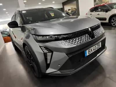 Vendo Renault Scénic E-Tech 2024 - 40990 EUR, 9000 km - AUTO.MOTO.pt