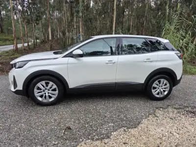Vendo Peugeot 3008 2021 - 21900 EUR, 148000 km - AUTO.MOTO.pt