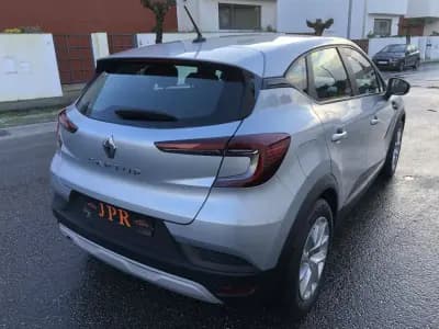Sell Renault Captur 2020 - 18990 EUR, 135500 km - AUTO.MOTO.pt