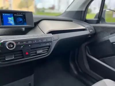 Vendo BMW i3 2020 - 16990 EUR, 79000 km - AUTO.MOTO.pt