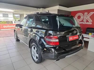 Sell Mercedes-Benz ML 320 2006 - 17990 EUR, 269000 km - AUTO.MOTO.pt