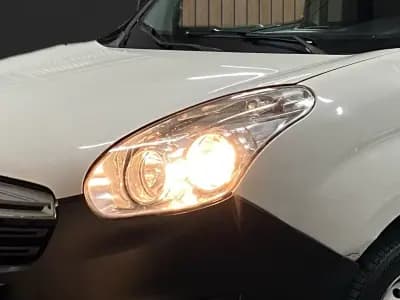 Vendo Opel Combo 2017 - 6950 EUR, 204500 km - AUTO.MOTO.pt