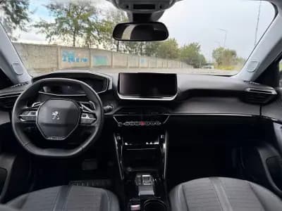 Vendo Peugeot 2008 2022 - 18900 EUR, 91000 km - AUTO.MOTO.pt