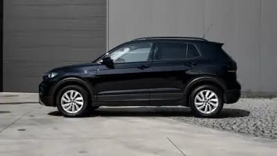Vendo Volkswagen T-Cross 2022 - 17900 EUR, 96000 km - AUTO.MOTO.pt
