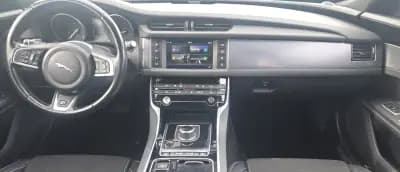Sell Jaguar XF Sportbrake 2017 - 19750 EUR, 195000 km - AUTO.MOTO.pt