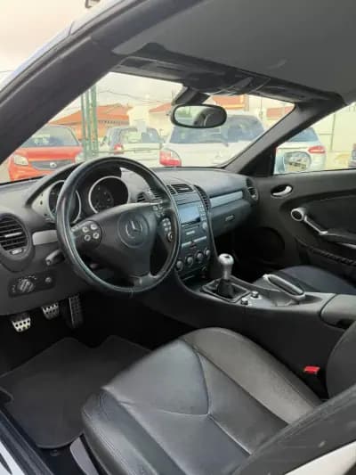 Vendo Mercedes-Benz SLK 200 2008 - 17450 EUR, 110000 km - AUTO.MOTO.pt