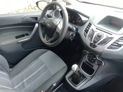 Vendo Ford Fiesta 2010 - 6490 EUR, 193000 km - AUTO.MOTO.pt