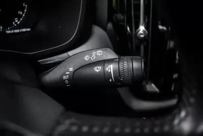 Sell Volvo XC 60 2020 - 36990 EUR, 82194 km - AUTO.MOTO.pt