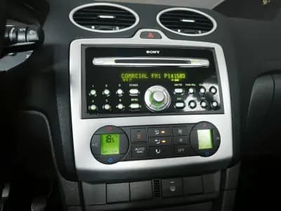 Vendo Ford Focus 2007 - 6950 EUR, 158684 km - AUTO.MOTO.pt