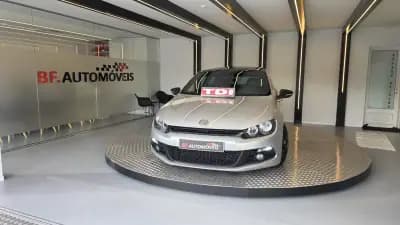 Vendo Volkswagen Scirocco 2010 - 10900 EUR, 289436 km - AUTO.MOTO.pt