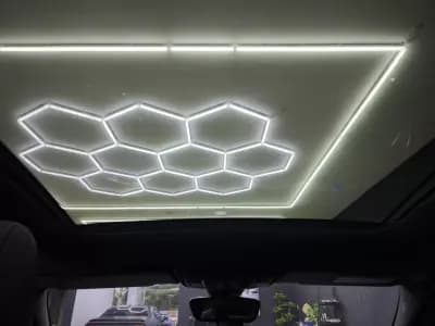 Vendo Mercedes-Benz GLA 200 2014 - 22950 EUR, 245585 km - AUTO.MOTO.pt