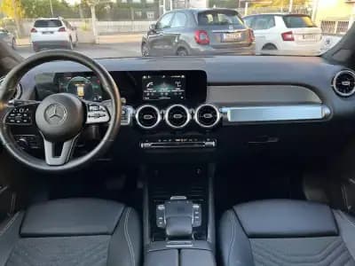 Sell Mercedes-Benz GLB 200 2021 - 28450 EUR, 180000 km - AUTO.MOTO.pt