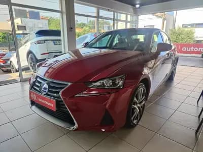 Vendo Lexus IS 300H 2017 - 25900 EUR, 68000 km - AUTO.MOTO.pt