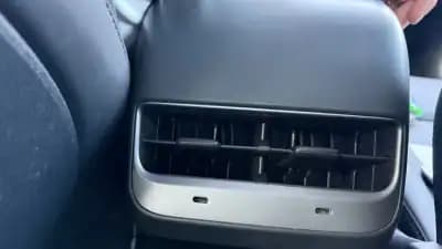 Vendo Tesla Model 3 2022 - 31900 EUR, 57000 km - AUTO.MOTO.pt