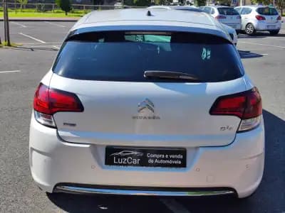 Sell Citroën C4 2015 - 9980 EUR, 157000 km - AUTO.MOTO.pt