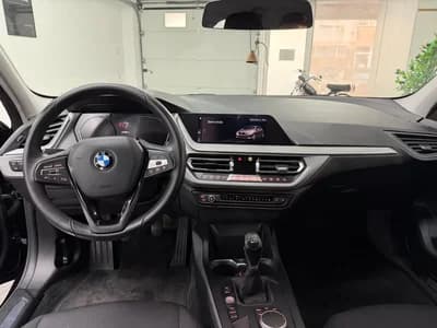 Vendo BMW 116 2020 - 19990 EUR, 120000 km - AUTO.MOTO.pt