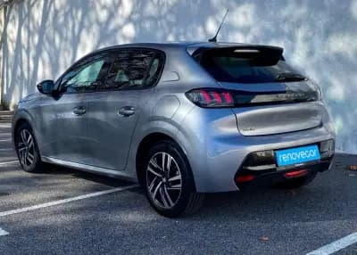 Sell Peugeot 208 2023 - 14900 EUR, 13501 km - AUTO.MOTO.pt