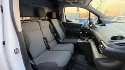 Vendo Peugeot Partner 2020 - 12990 EUR, 130000 km - AUTO.MOTO.pt