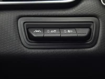 Sell Renault Clio 2020 - 13450 EUR, 185157 km - AUTO.MOTO.pt