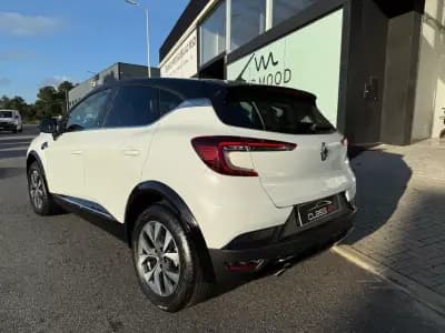 Vendo Renault Captur 2020 - 17500 EUR, 30000 km - AUTO.MOTO.pt