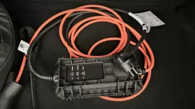 Sell Opel Mokka-e 2023 - 23450 EUR, 6500 km - AUTO.MOTO.pt