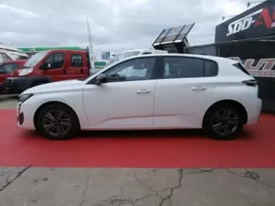 Vendo Peugeot 308 2022 - 22000 EUR, 118452 km - AUTO.MOTO.pt