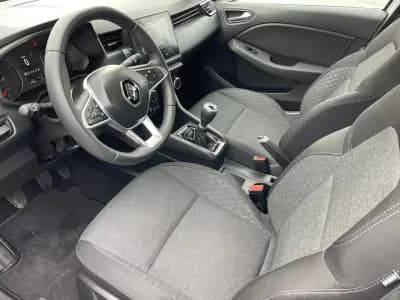 Vendo Renault Clio 2022 - 15900 EUR, 21000 km - AUTO.MOTO.pt