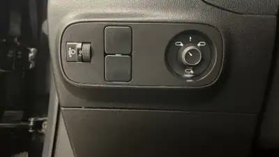 Sell Citroën C3 2021 - 11990 EUR, 69395 km - AUTO.MOTO.pt