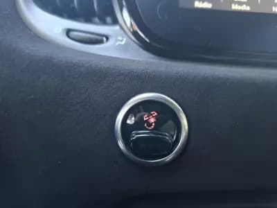 Sell Abarth 695 2023 - 29990 EUR, 6300 km - AUTO.MOTO.pt