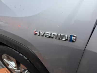 Vendo Toyota RAV4 2021 - 33900 EUR, 135147 km - AUTO.MOTO.pt