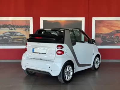 Sell Smart Fortwo Cabrio 2012 - 8990 EUR, 101606 km - AUTO.MOTO.pt